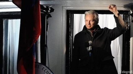 В США проверяют связь кампании Трампа с основателем WikiLeaks Ассанжем