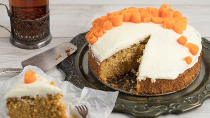 Морквяний пиріг