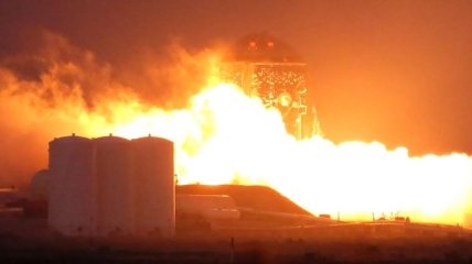 Прототип звездолета Маска загорелся во время испытаний