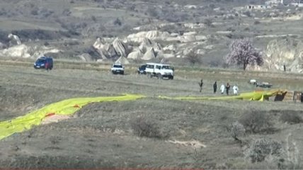 В Турции упал воздушный шар с туристами, много пострадавших