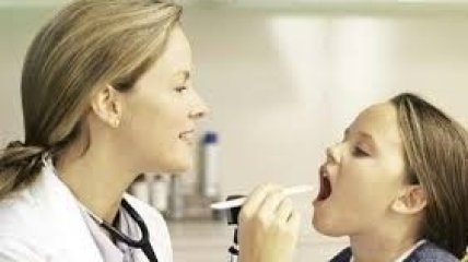 Воспаление гланд у детей: удалять или лечить? (видеосоветы врача)