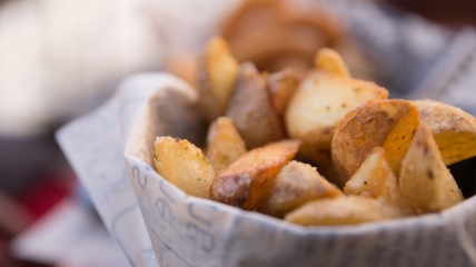 Хрустка картопля в духовці — кілька секретів в одному рецепті