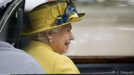 Королева Великобритании Елизавета ІІ поздравила Украину