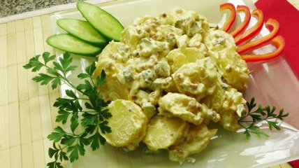 Постный картофельный салат «Деревенский»: вкусно - не обязательно сложно