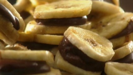 Банановые канапе