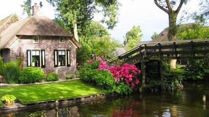 Настоящий рай на Земле: живописная деревня в Голландии (Фото)