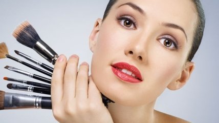 5 признаков того, что ты переборщила с макияжем