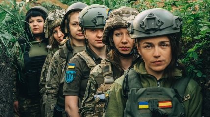 Сегодня в Вооруженных Силах Украины служат более 62 тысяч женщин