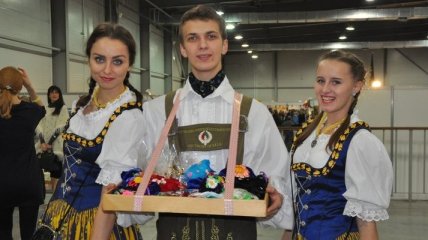 В Киеве состоялась благотворительная ярмарка "Holiday Bazaar"