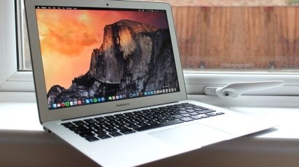 Летом Apple представит 13-дюймовый MacBook
