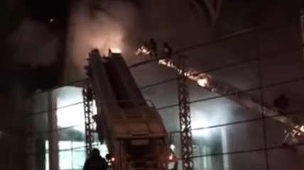 В Якутске горел крупный торговый центр 