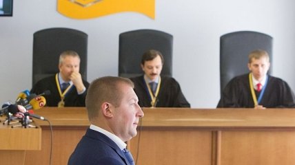Суд объявил перерыв в подготовительном заседании по делу Януковича