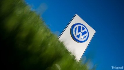 В Германии загорелся завод по производству автомобилей