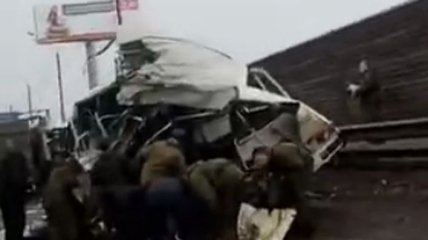 Путинские военные попали в смертельное ДТП в Подмосковье: подробности и видео с места аварии