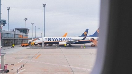 Ryanair буде скорочувати до 3 тисяч працівників через кризу пандемії