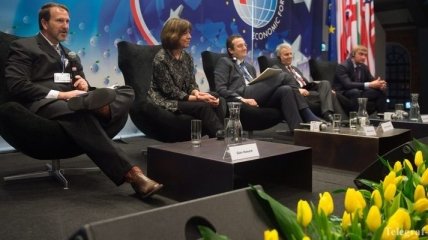 В Польше проходит форум "Европа-Украина"
