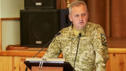Муженко: РФ увеличила количество военной техники вдоль границы с Украиной