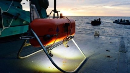 Подводная лодка NASA cможет опускаться на 11 километров (Фото и видео)