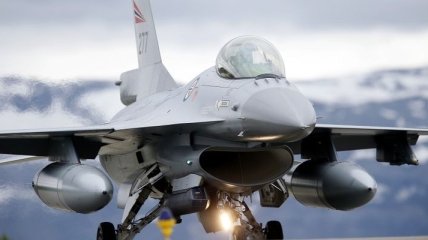 Авиация Норвегии не смогла взлететь для перехвата бомбардировщиков из РФ