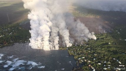 На Гавайях произошел масштабный взрыв вулкана (Видео)