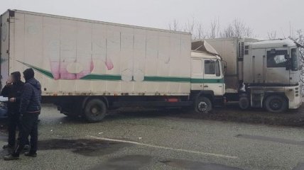 На Днепропетровщине случилось тройное ДТП: столкнулись 7 автомобилей