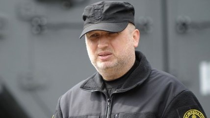 Турчинов совершил рабочую поездку на Донбасс