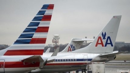 Самолет American Airlines совершил вынужденную посадку