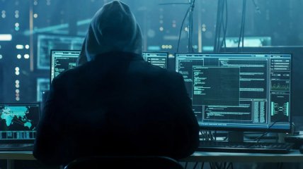 Хакеры передали СБУ данные россиян