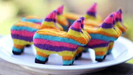 Когда нужно удивить: печенье с сюрпризом Pinata Cookies