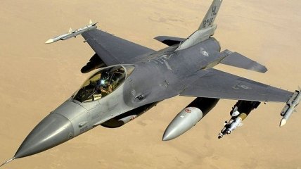 Истребитель F-16 потерпел крушение в США