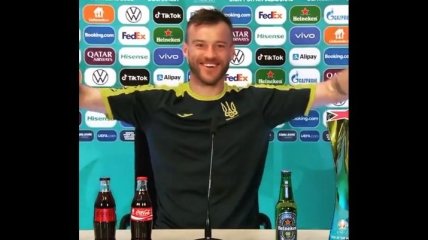 "Минута славы": Ярмоленко повеселил на пресс-конференции после первой победы на Евро-2020 (видео)