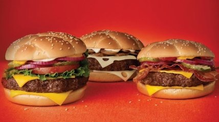Самому старому гамбургеру в мире исполнилось 14 лет