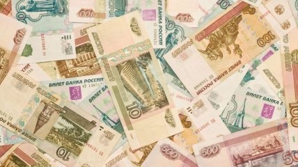 Верховный Совет Крыма: Официальной валютой Крыма является российский рубль 
