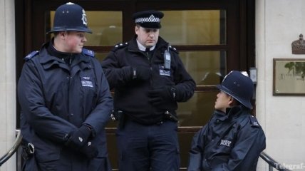 Лондонские полицейские будут носить ярко-желтую форму