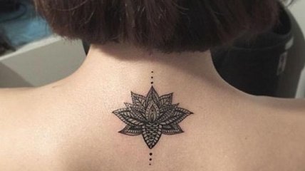 Миниатюрные татуировки на шее, которые наверняка придутся по душе девушкам (Фото) 