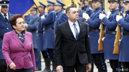 Министр обороны Сербии о ЕС: Нам надоели вы и ваша политика