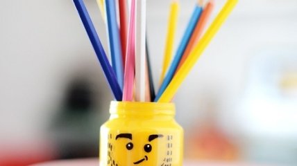 DIY. Карандашница для фаната конструктора Лего