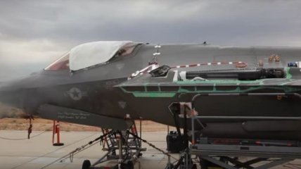 Пентагон показал испытания пушки для истребителя 5 поколения (Видео)