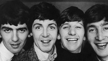 Текст пісні The Beatles продали за 910 тисяч доларів