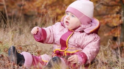 Как одевать ребенка, если у него температура?