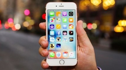 Владельцы iPhone смогут отключать замедление старых смартфонов