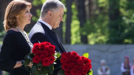 Порошенко назвал примерное количество похороненных украинцев в Быковне
