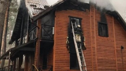 На Черниговщине ликвидировали пожар на базе отдыха