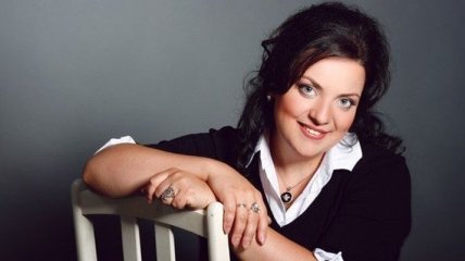 Наталья Холоденко начала музыкальную карьеру