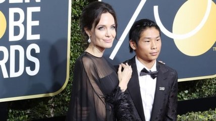 Анджелина Джоли раскрыла страшную тайну своему приемному сыну 