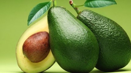 Авокадо поможет справиться с лишним весом