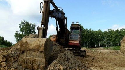 В Донецкой области расследуют дело о незаконной добыче глины