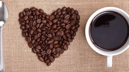 Умеренные дозы кофеина могут снижать риск сердечно-сосудистых заболеваний