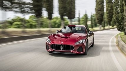 Maserati впервые за десять лет обновил линейку GranTurismo (Фото)