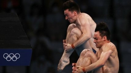 Сенсация на Олимпиаде: китайцы упустили "золото" в синхронных прыжках в воду